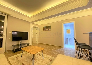 شقة غرفة وصالة - اكساء واثاث جديد - في منطقة حيوية - اوبا / الانيا 