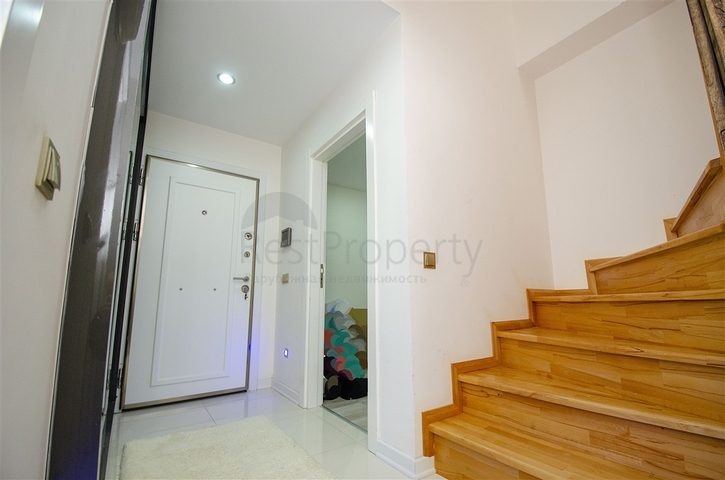 بنتهاوس 3 + 1 في حي هورما كونيالتي أنطاليا