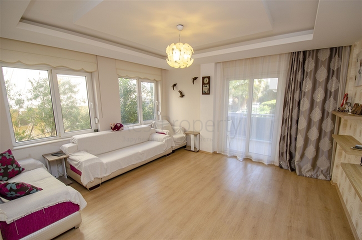 شقة 2 + 1 في ارابسو كونيالتي أنطاليا