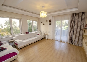 شقة 2 + 1 في ارابسو كونيالتي أنطاليا