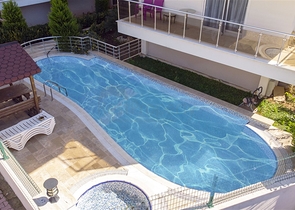 شقة 2 + 1 في ارابسو كونيالتي أنطاليا