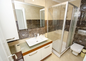 شقة 2 + 1 في ارابسو كونيالتي أنطاليا