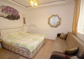 شقة 2 + 1 في ارابسو كونيالتي أنطاليا