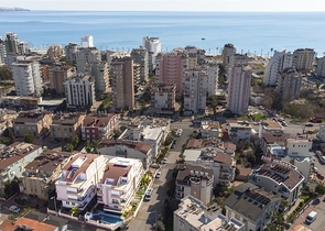 شقة 2 + 1 في ارابسو كونيالتي أنطاليا