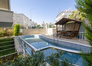 شقة 2 + 1 في ارابسو كونيالتي أنطاليا