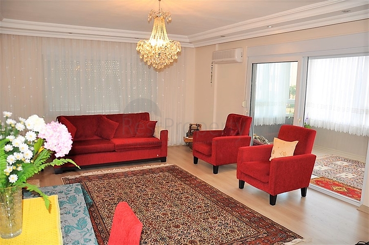 شقة غرفتين وصالة - مفروشة - في مركز الانيا 