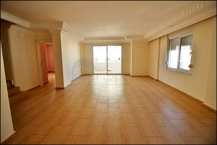 تراس واسع - سعر جيد - دوبلكس 4 غرف وصالة - قريبة من البحر في مهموتلار/ الانيا 