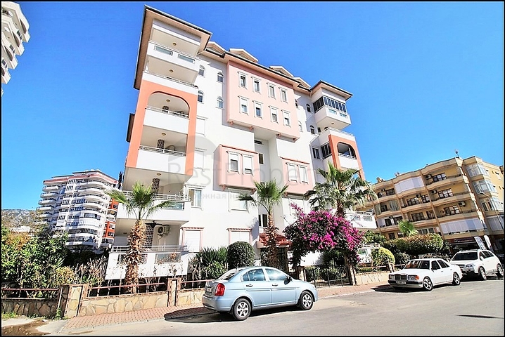 تراس واسع - سعر جيد - دوبلكس 4 غرف وصالة - قريبة من البحر في مهموتلار/ الانيا 