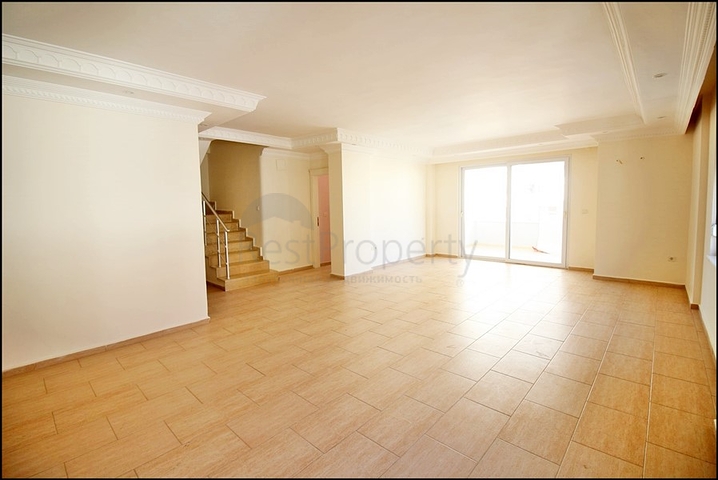 تراس واسع - سعر جيد - دوبلكس 4 غرف وصالة - قريبة من البحر في مهموتلار/ الانيا 