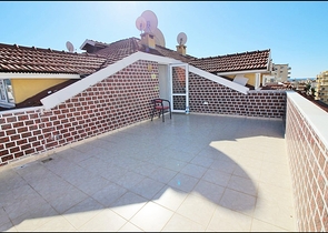 تراس واسع - سعر جيد - دوبلكس 4 غرف وصالة - قريبة من البحر في مهموتلار/ الانيا 