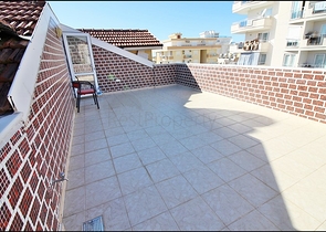 تراس واسع - سعر جيد - دوبلكس 4 غرف وصالة - قريبة من البحر في مهموتلار/ الانيا 