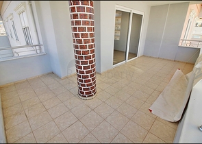 تراس واسع - سعر جيد - دوبلكس 4 غرف وصالة - قريبة من البحر في مهموتلار/ الانيا 