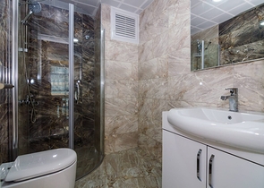 مجمع سكني فاخر - شقة 2 غرفة وصالة - فرش حديث - في مهموتلار / الانيا 