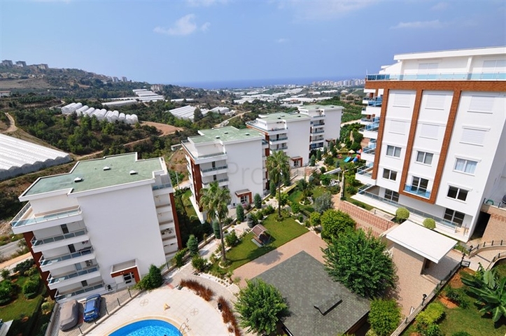 اطلالة بحر - دوبلكس فاخرة - مجمع 5 نجوم - كارجي جاك / الانيا 