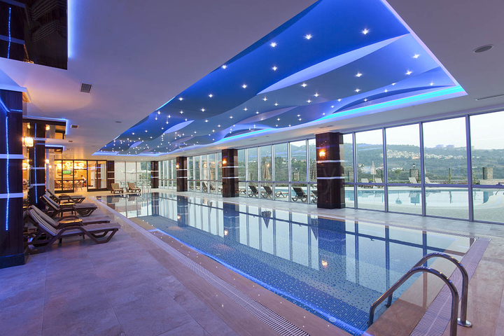 اطلالة بحر - دوبلكس فاخرة - مجمع 5 نجوم - كارجي جاك / الانيا 