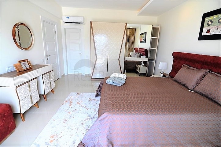 اطلالة بحر - دوبلكس فاخرة - مجمع 5 نجوم - كارجي جاك / الانيا 