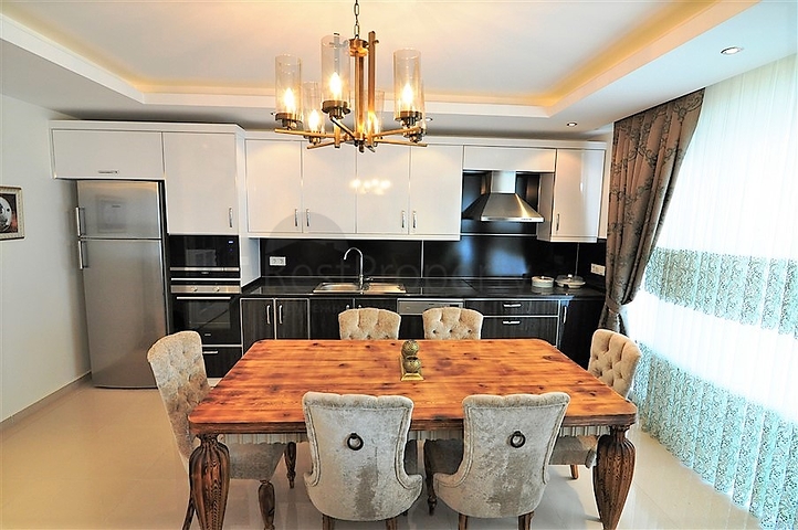 اطلالة بحر - دوبلكس فاخرة - مجمع 5 نجوم - كارجي جاك / الانيا 