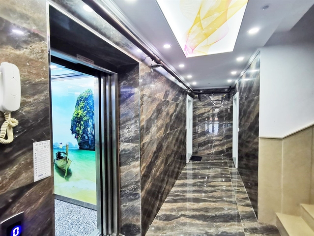 بنتهاوس واسع 4 + 1 مع أثاث في كونيالتي أنطاليا