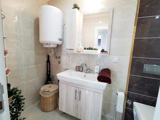 بنتهاوس واسع 4 + 1 مع أثاث في كونيالتي أنطاليا