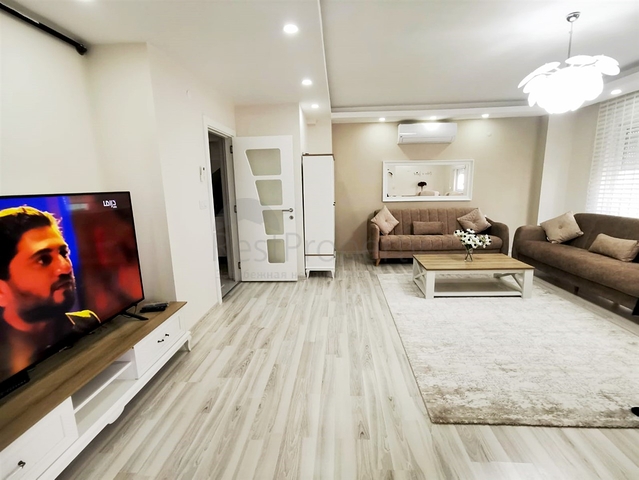 بنتهاوس واسع 4 + 1 مع أثاث في كونيالتي أنطاليا