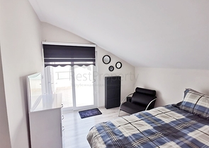 بنتهاوس واسع 4 + 1 مع أثاث في كونيالتي أنطاليا