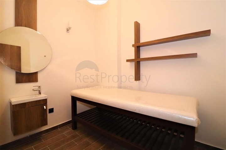 مجمع حديث يضم كافة الخدمات - شقة غرفة وصالة - في مهوتلار / الانيا 