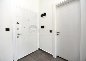 مجمع حديث يضم كافة الخدمات - شقة غرفة وصالة - في مهوتلار / الانيا 