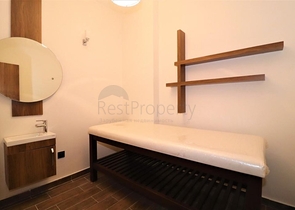 مجمع حديث يضم كافة الخدمات - شقة غرفة وصالة - في مهوتلار / الانيا 