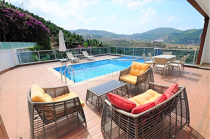 اطلالة بحر- فيلا مع مسبح خاص وساونا - أثاث فاخر -  كارجي جاك / الانيا 