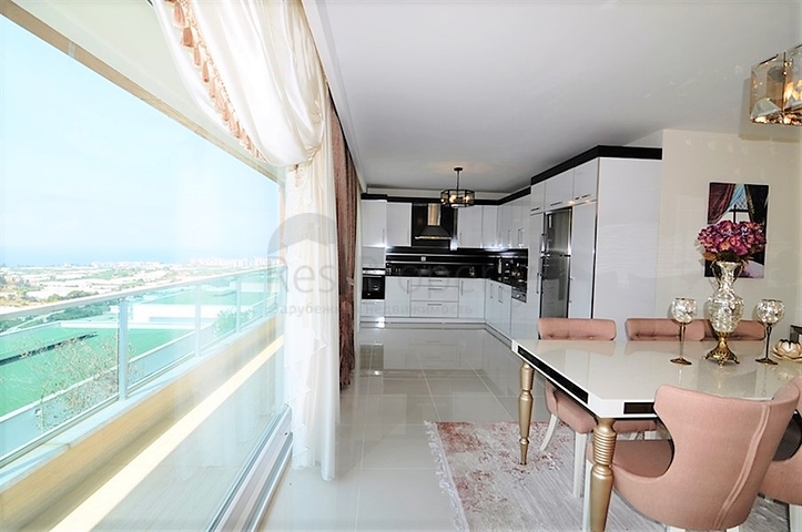 اطلالة بحر- فيلا مع مسبح خاص وساونا - أثاث فاخر -  كارجي جاك / الانيا 