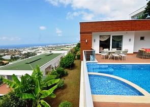 اطلالة بحر- فيلا مع مسبح خاص وساونا - أثاث فاخر -  كارجي جاك / الانيا 