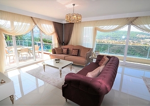 اطلالة بحر- فيلا مع مسبح خاص وساونا - أثاث فاخر -  كارجي جاك / الانيا 