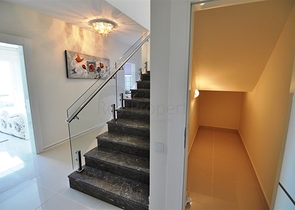 اطلالة بحر- فيلا مع مسبح خاص وساونا - أثاث فاخر -  كارجي جاك / الانيا 