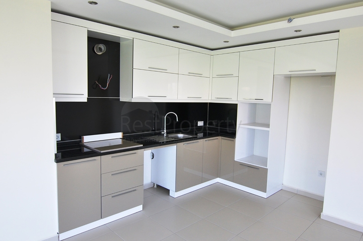 شقة 2 غرفة وصالة  - ضمن مجمع يضم كافة الخدمات - مهموتلار / الانيا 