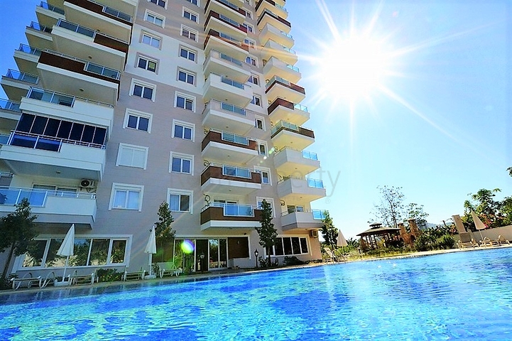 شقة 2 غرفة وصالة  - ضمن مجمع يضم كافة الخدمات - مهموتلار / الانيا 