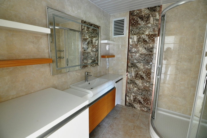 شقة 2 غرفة وصالة  - ضمن مجمع يضم كافة الخدمات - مهموتلار / الانيا 