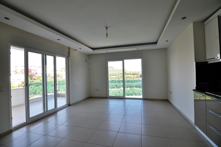 شقة 2 غرفة وصالة  - ضمن مجمع يضم كافة الخدمات - مهموتلار / الانيا 