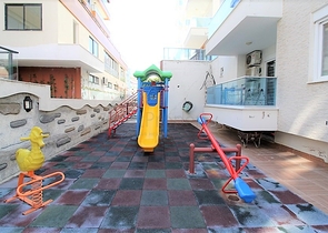 اطلالة بحر - شقة غرفة وصالة ضمن مجمع سكني - مهموتلار / الانيا 