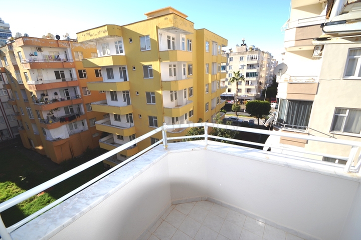 منطقة حيوية وقريبة من البحر - شقة غرفتين وصالة مفروشة - مهموتلار / الانيا 