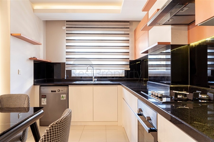 شقة فاخرة - غرفتين وصالة -مفروشة - مهموتلار / الانيا 