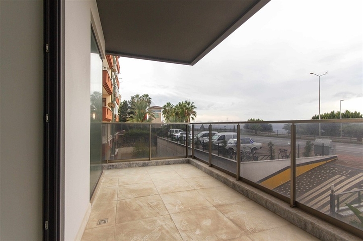 اطلالة بحر مباشرة - شقة غرفتين وصالة - ضمن مجمع 5 نجوم - مهموتلار / الانيا 