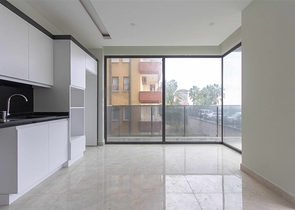 اطلالة بحر مباشرة - شقة غرفتين وصالة - ضمن مجمع 5 نجوم - مهموتلار / الانيا 