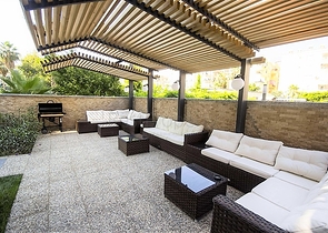 اطلالة بحر مباشرة - شقة غرفتين وصالة - ضمن مجمع 5 نجوم - مهموتلار / الانيا 