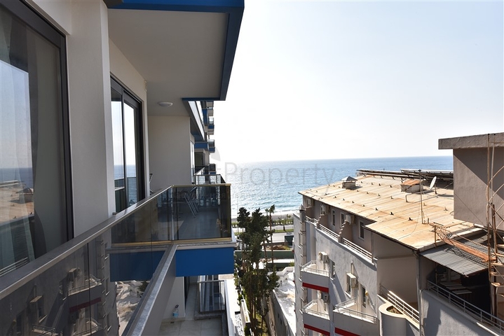 اطلالة بحر مباشرة - شقة غرفة وصالة  مؤثثة - ضمن مجمع 5 نجوم -  مهموتلار / الانيا 