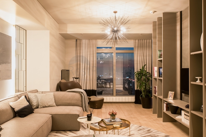 ضمن افخم مجمعات اسطنبول - منطقة شيشلي المركزية - شقق وبنتهاوس بتصاميم متنوعة .