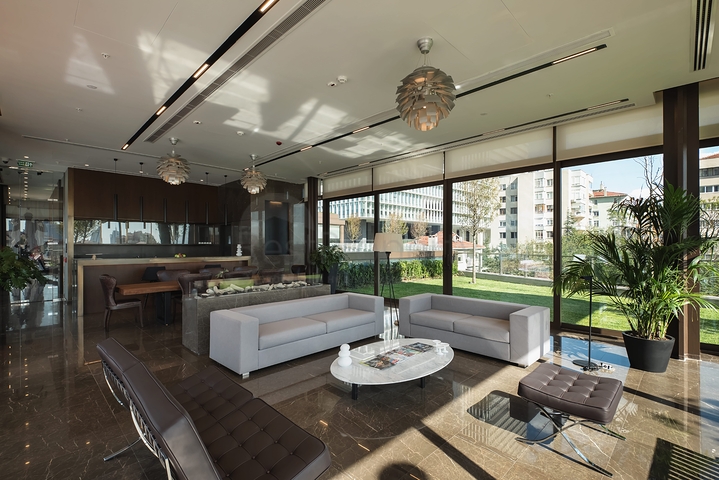 ضمن افخم مجمعات اسطنبول - منطقة شيشلي المركزية - شقق وبنتهاوس بتصاميم متنوعة .