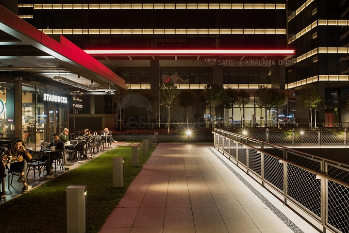 ضمن افخم مجمعات اسطنبول - منطقة شيشلي المركزية - شقق وبنتهاوس بتصاميم متنوعة .