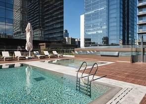 ضمن افخم مجمعات اسطنبول - منطقة شيشلي المركزية - شقق وبنتهاوس بتصاميم متنوعة .