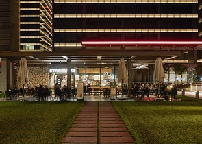 ضمن افخم مجمعات اسطنبول - منطقة شيشلي المركزية - شقق وبنتهاوس بتصاميم متنوعة .