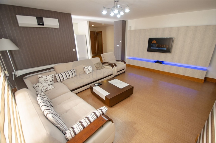 شقة واسعة 3 + 1 مع الأثاث في هورما كونيالتي